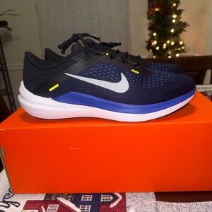 Nike Men's Air Winflo 10 Black and Blue Running Shoes size 11.5 new!!